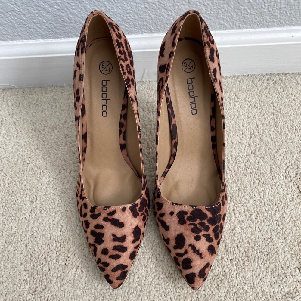 Cheetah print pumps